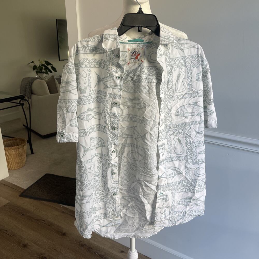 Marti Kat Hawaiian Shirt Pocketed Fish Hooks White Fisherman Button Front Size M